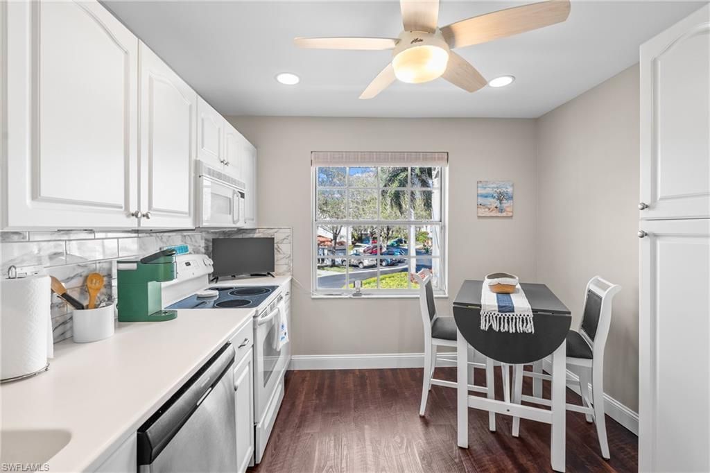 541 Windsor Sq, Naples, FL 34104 Photo