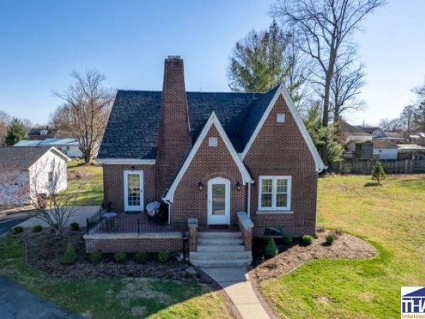 509 E 8th Street, Clay City, IN 47841