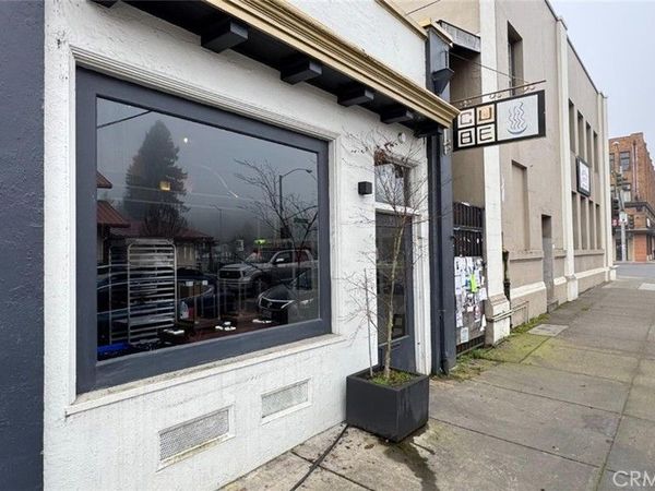 35 E Commercial, Willits, CA 95490