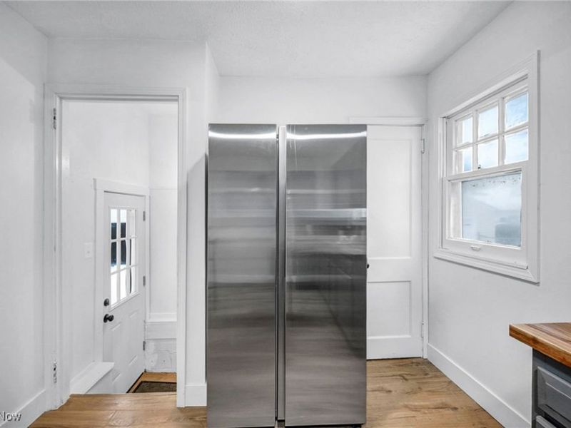 896 Indian Trail, Akron, OH 44314 Photo 12