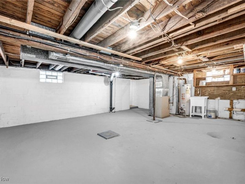 896 Indian Trail, Akron, OH 44314 Photo 26