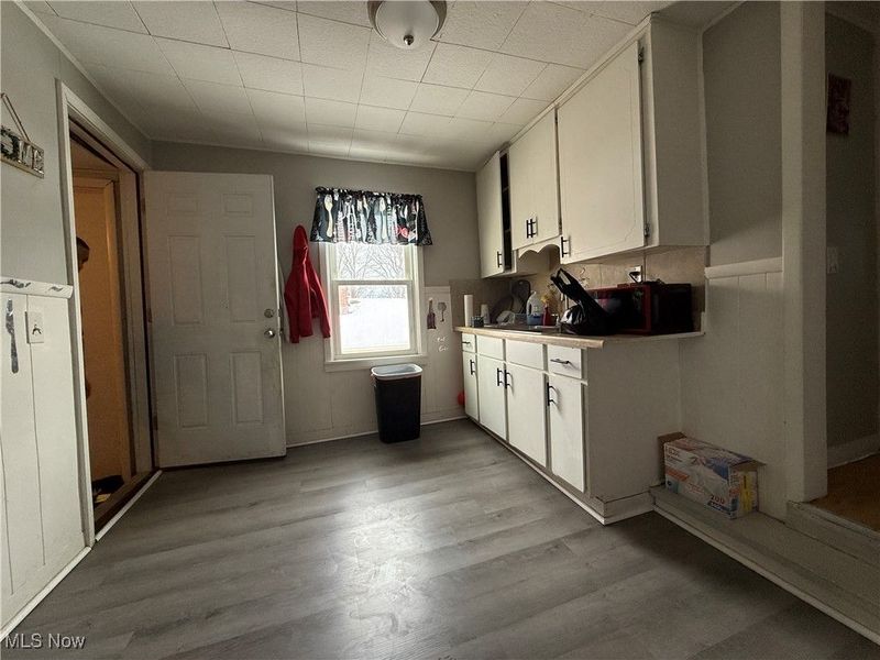 3834 Bosworth Road, Cleveland, OH 44111 Photo 6