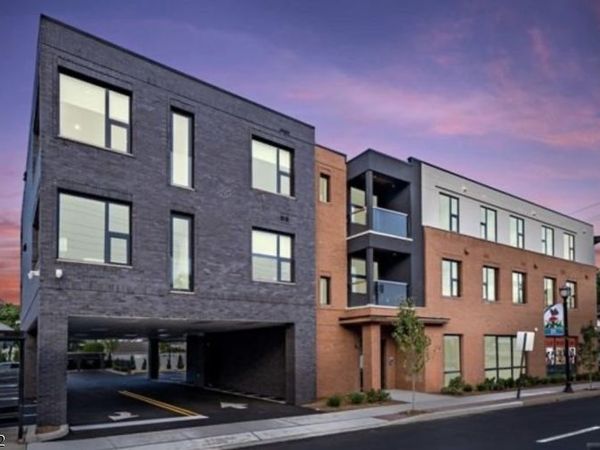 12 River Rd, Unit 303, Fair Lawn, NJ 07410