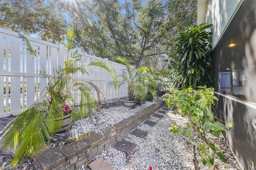 15190 Palm Isle Dr, Fort Myers, FL 33919 Photo