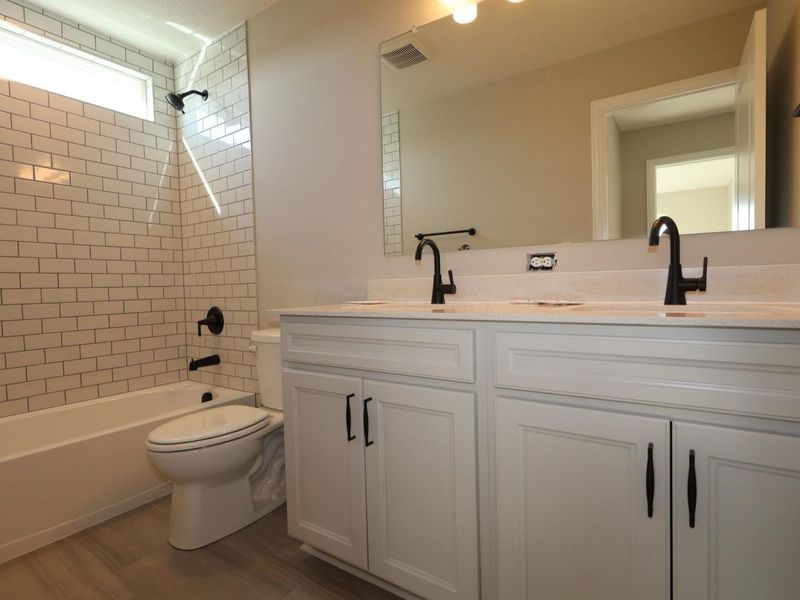 230 River Birch Drive, Galena, OH 43021 Photo 9