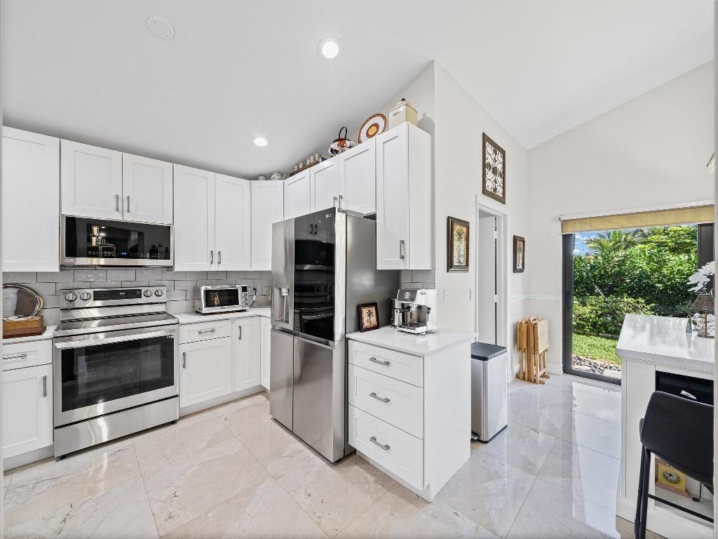 23313 Water Cir, Boca Raton, FL 33486 Photo