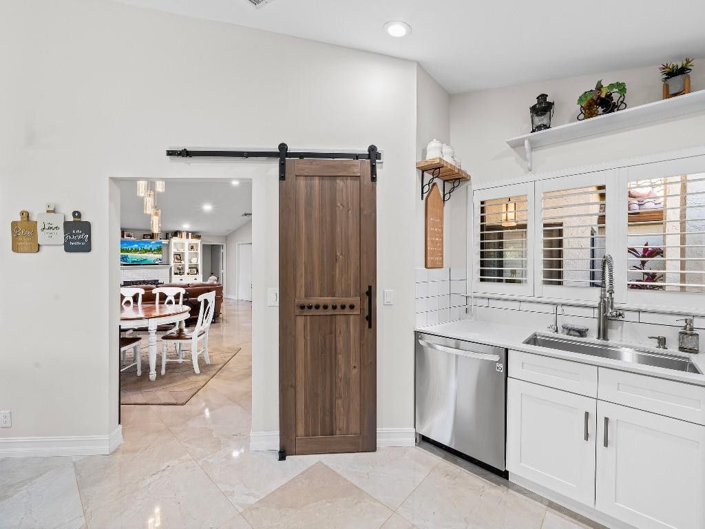 23313 Water Cir, Boca Raton, FL 33486 Photo