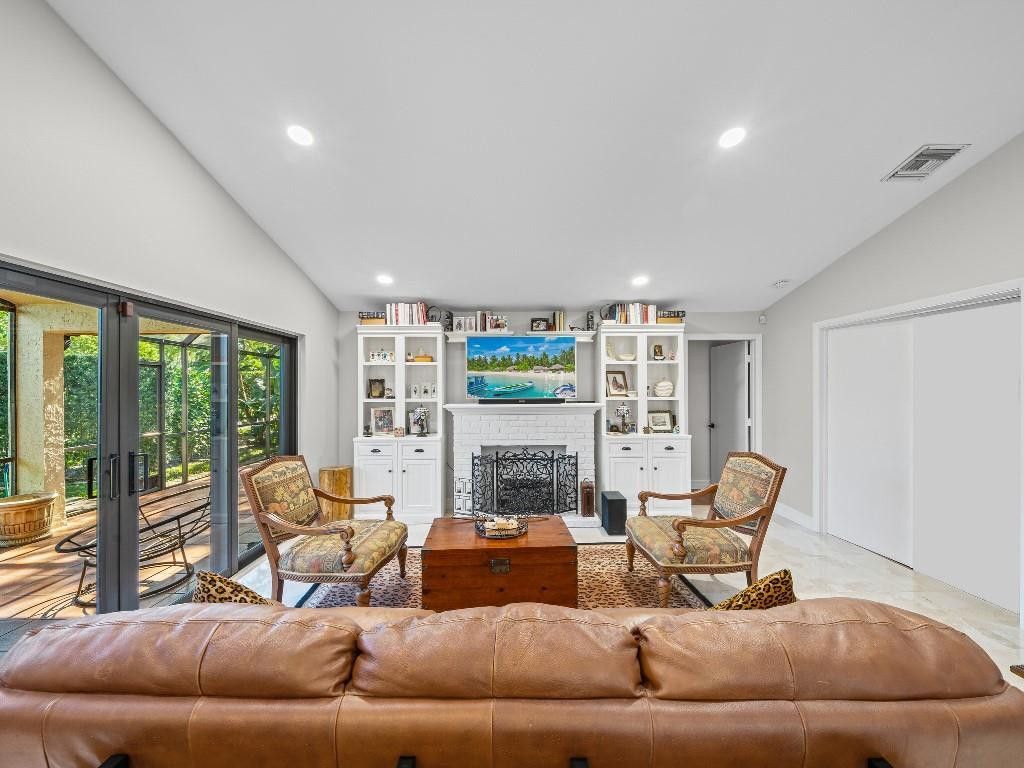 23313 Water Cir, Boca Raton, FL 33486 Photo