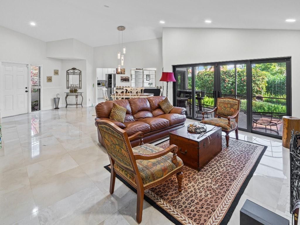 23313 Water Cir, Boca Raton, FL 33486 Photo