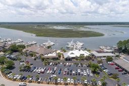 1948 Marsh Oak Lane photo 4