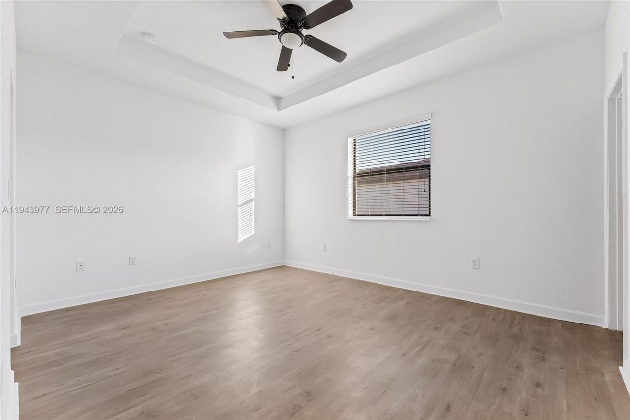 3386 W 106th Ter, Hialeah, FL 33018 Photo