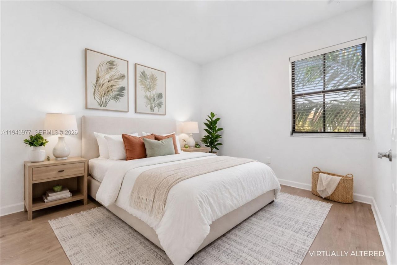 3386 W 106th Ter, Hialeah, FL 33018 Photo