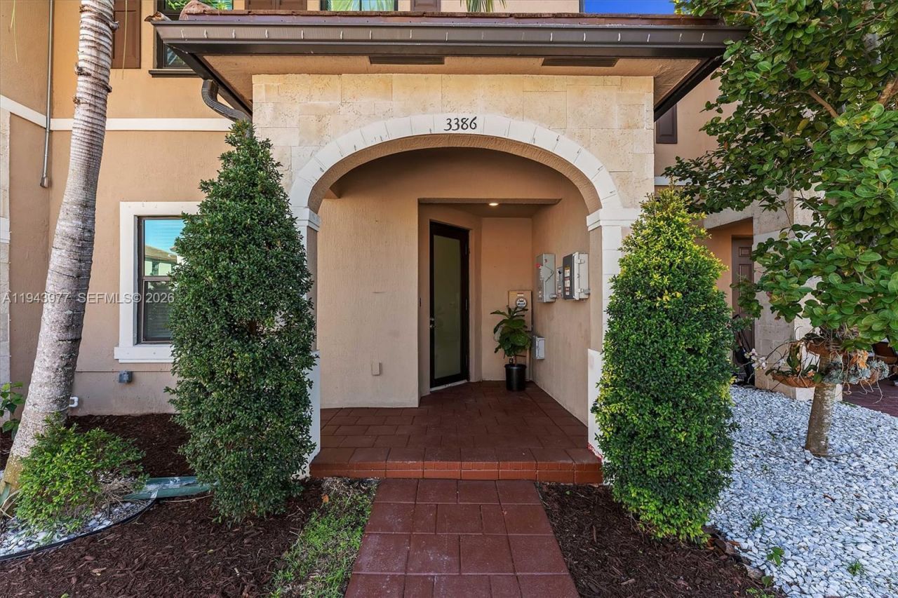 3386 W 106th Ter, Hialeah, FL 33018 Photo