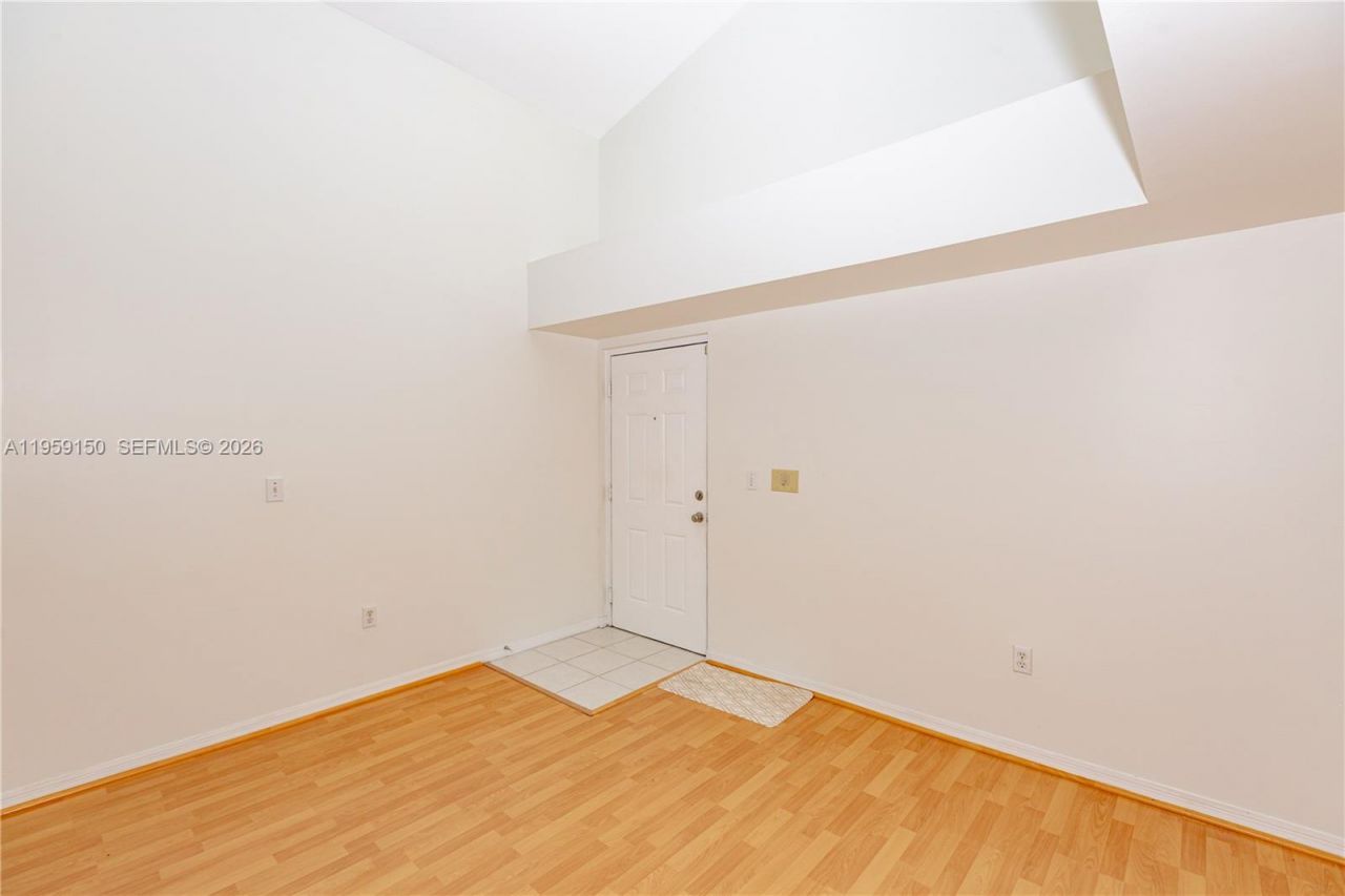 11133 SW 8th St, Unit 306, Pembroke Pines, FL 33025 Photo