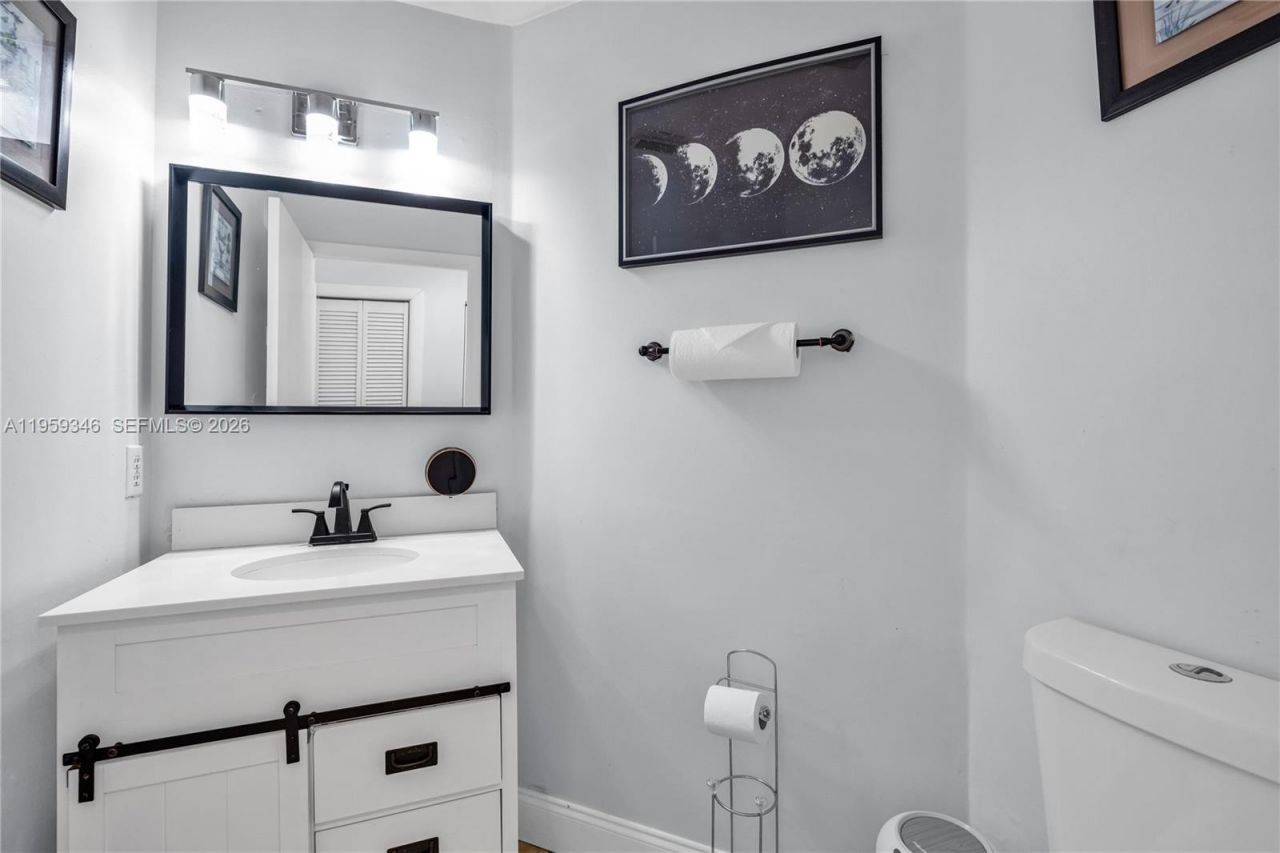 20709 NW 1st St, Pembroke Pines, FL 33029 Photo