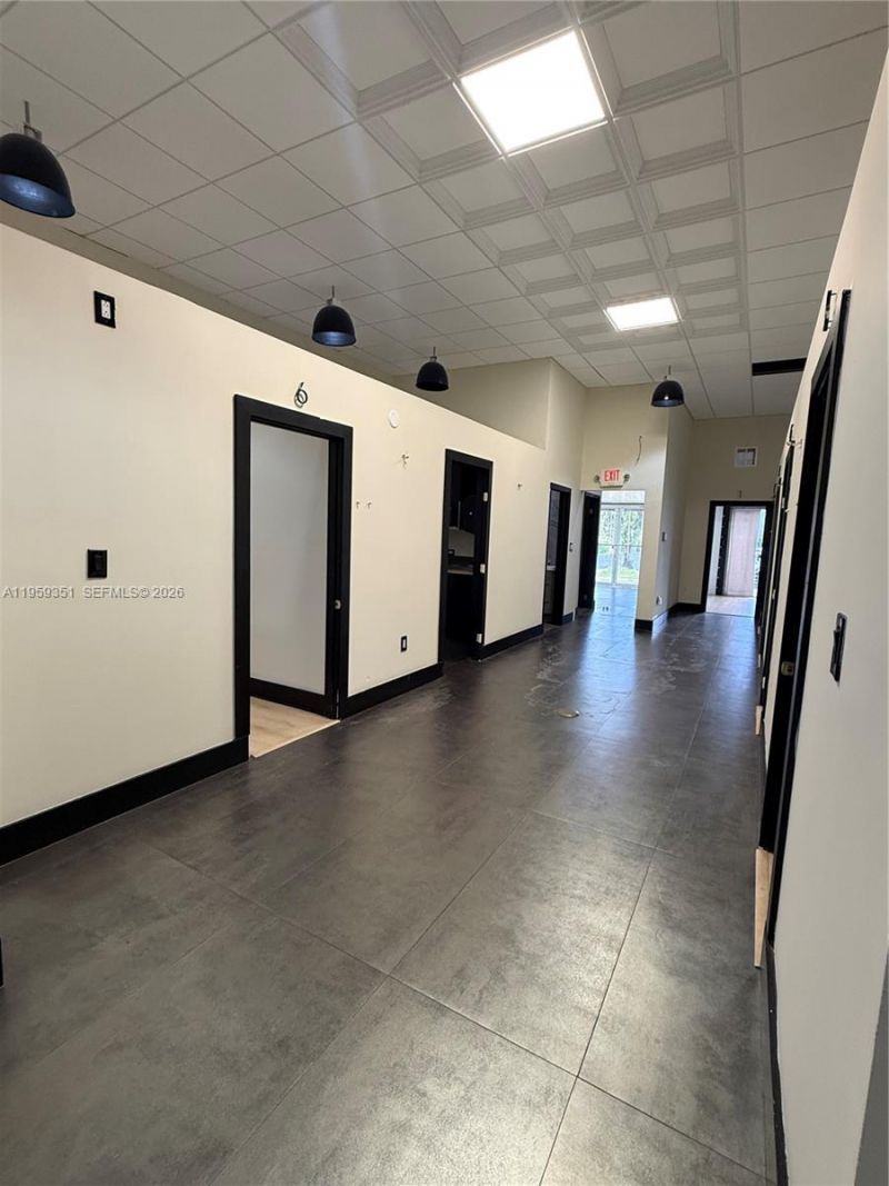 4960 NW 165th St , Unit B1, Miami Gardens, FL 33014 Photo