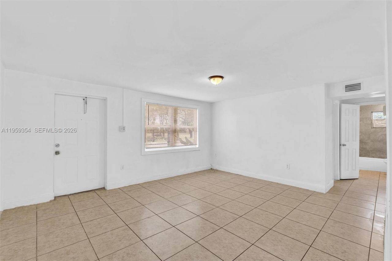 2800 NW 6th Ct, Fort Lauderdale, FL 33311 Photo