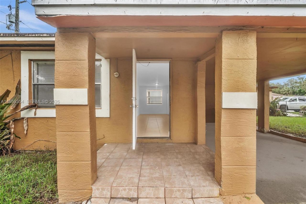 2800 NW 6th Ct, Fort Lauderdale, FL 33311 Photo