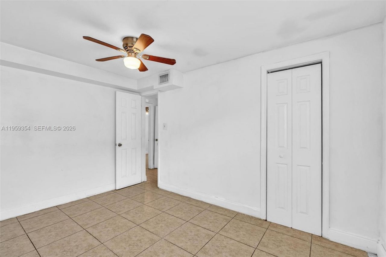 2800 NW 6th Ct, Fort Lauderdale, FL 33311 Photo