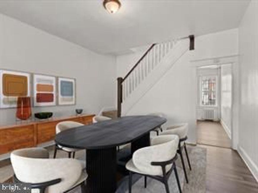 121 S Monastery Avenue S, Baltimore, MD 21229 Main Photo