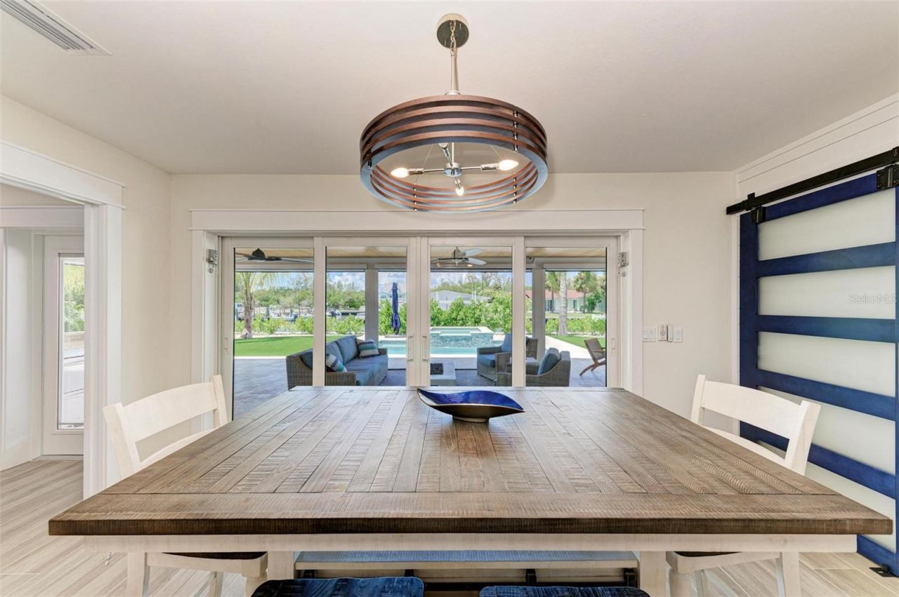 504 Bayview Drive, Holmes Beach, FL 34217 Photo