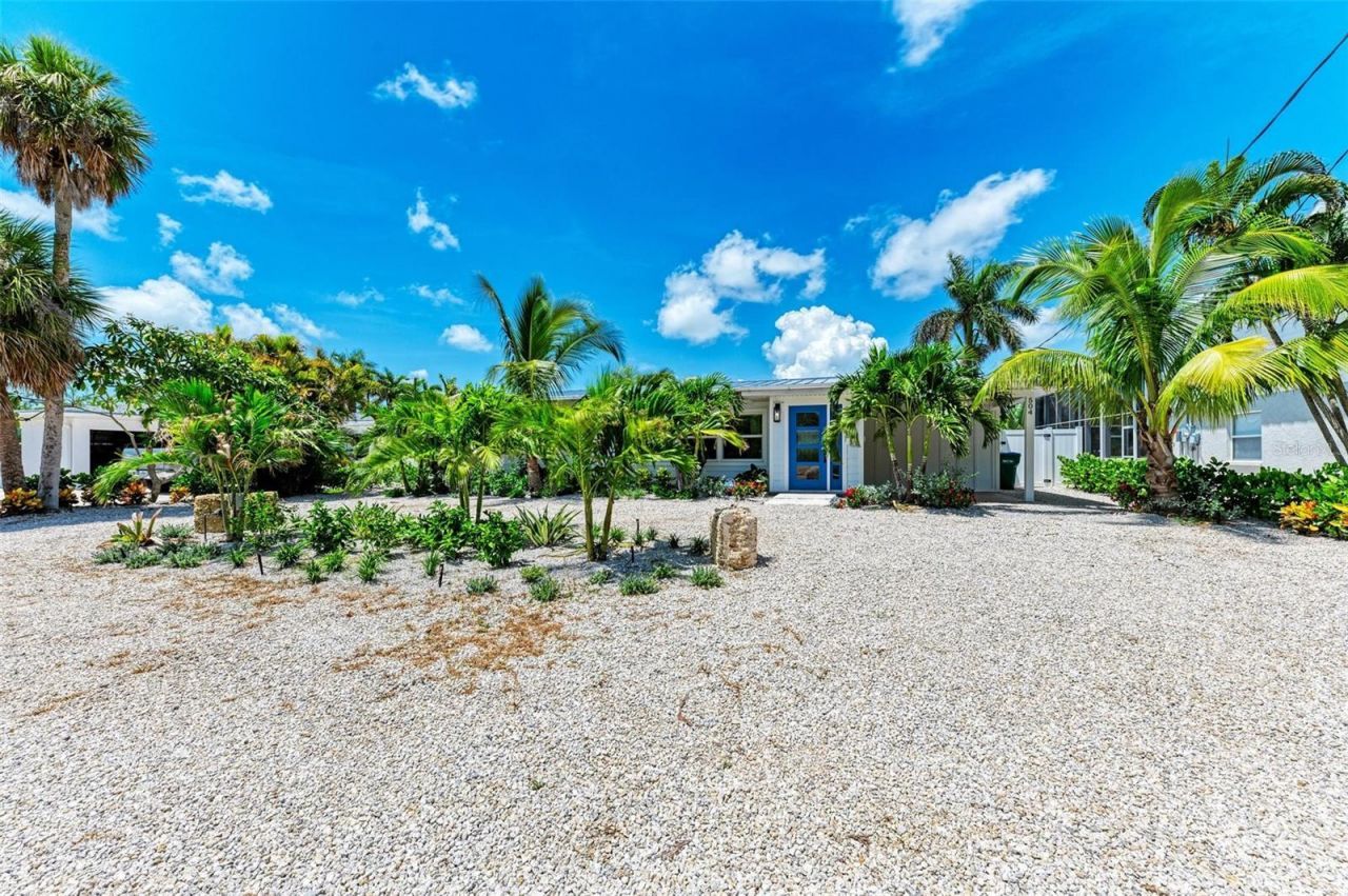 504 Bayview Drive, Holmes Beach, FL 34217 Photo