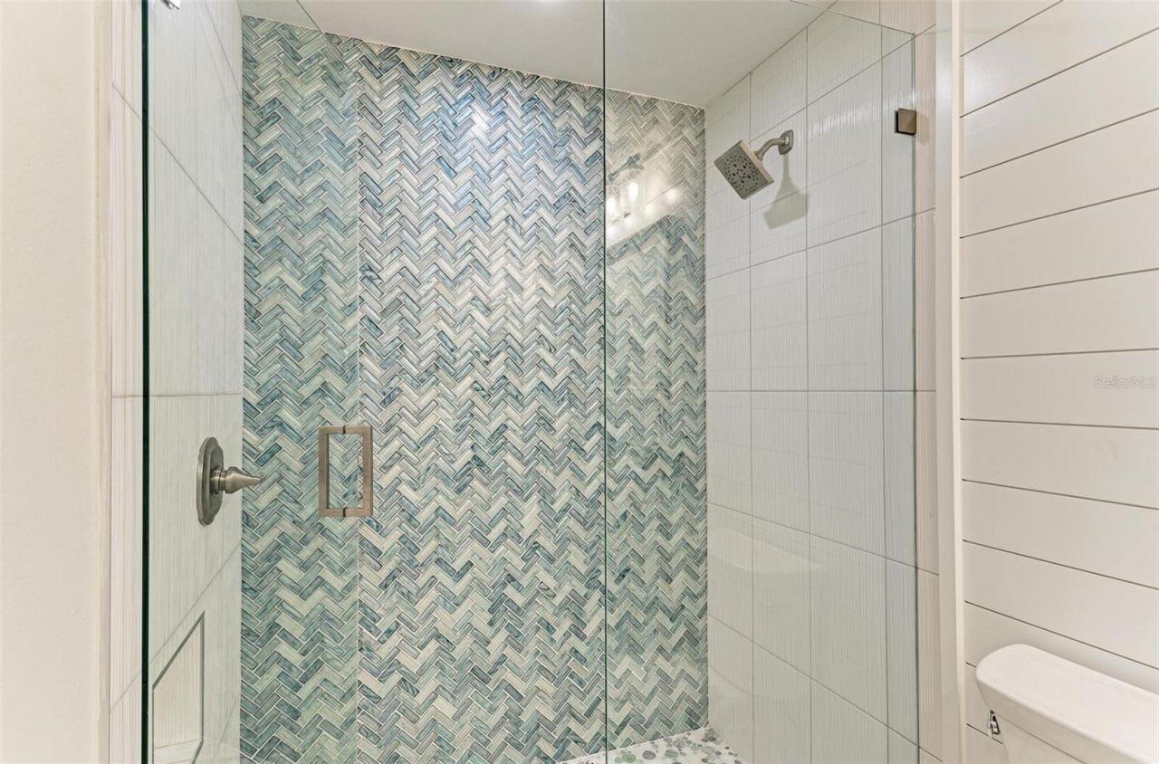 504 Bayview Drive, Holmes Beach, FL 34217 Photo