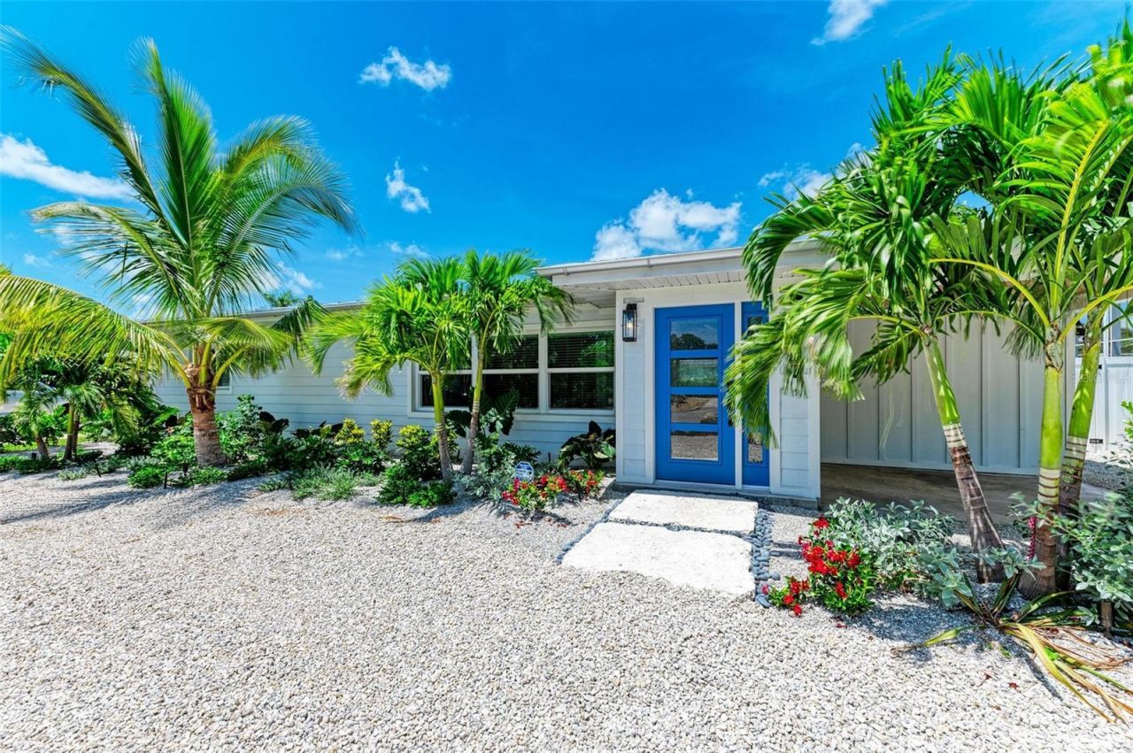 504 Bayview Drive, Holmes Beach, FL 34217 Photo