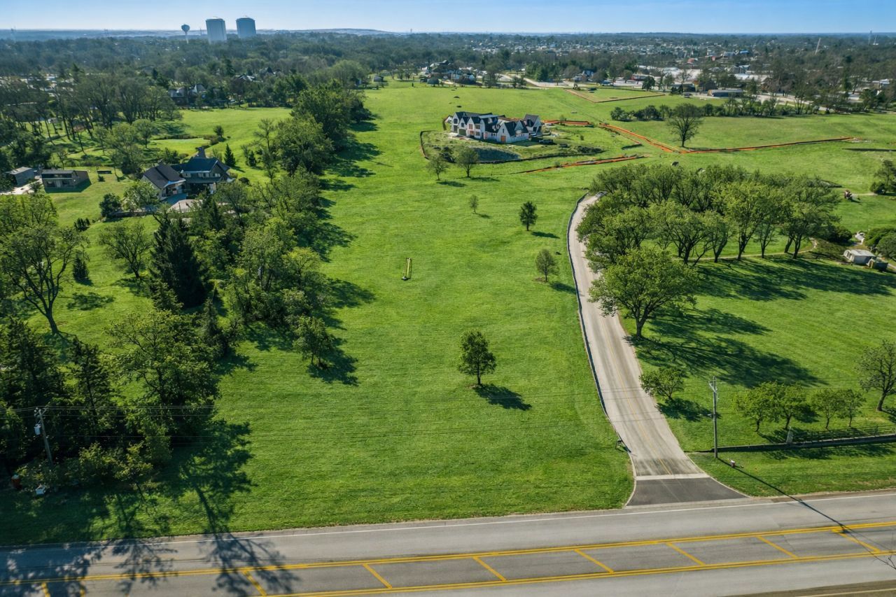 23w731 Hobson Road, Naperville, IL 60540 Main Photo