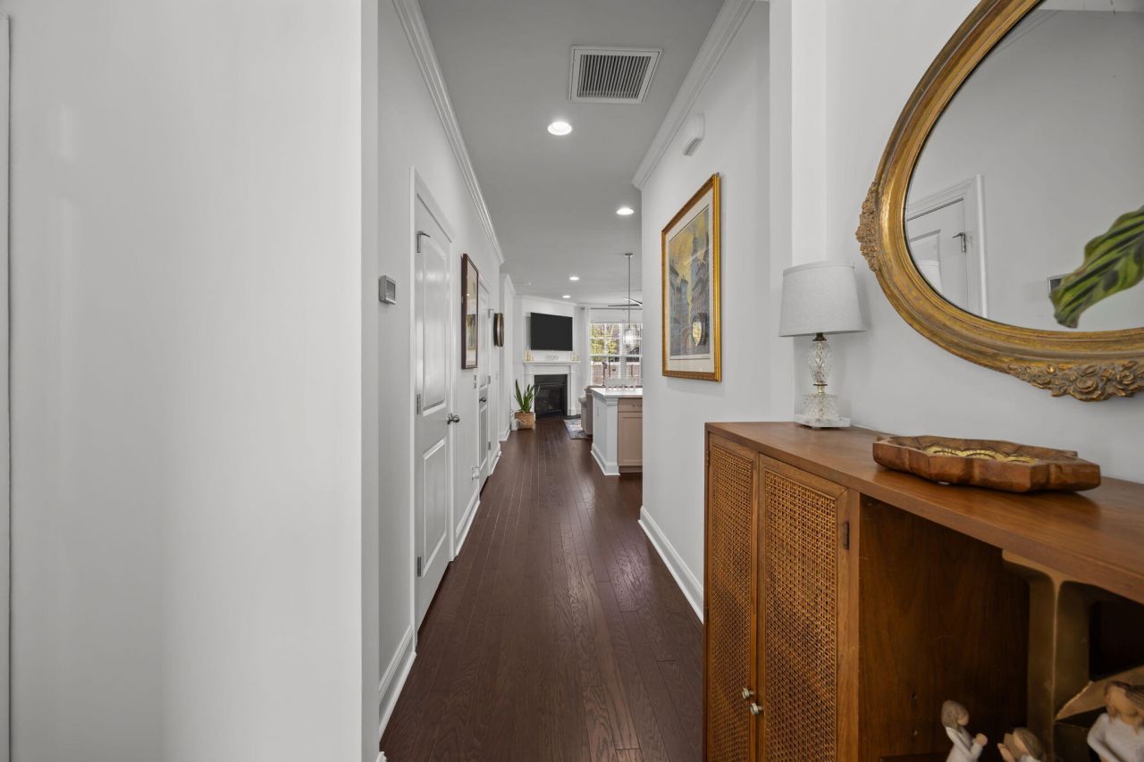 1283 Hammrick Lane Photo 4