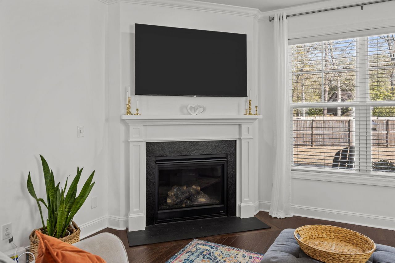 1283 Hammrick Lane Photo 9