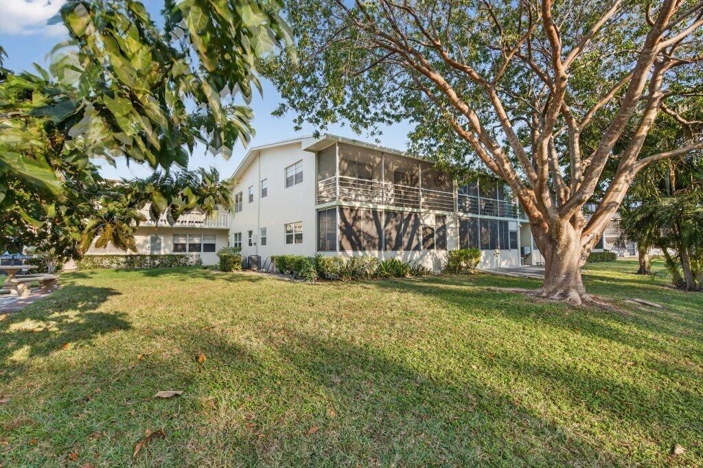 56 Windsor C, West Palm Beach, FL 33417 Photo