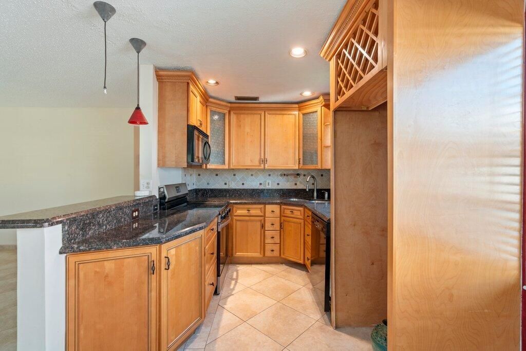 56 Windsor C, West Palm Beach, FL 33417 Photo
