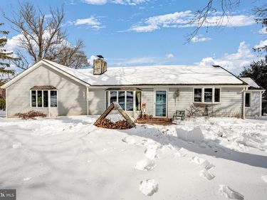 1211 OLD SCHUYLKILL ROAD, POTTSTOWN, PA 19465