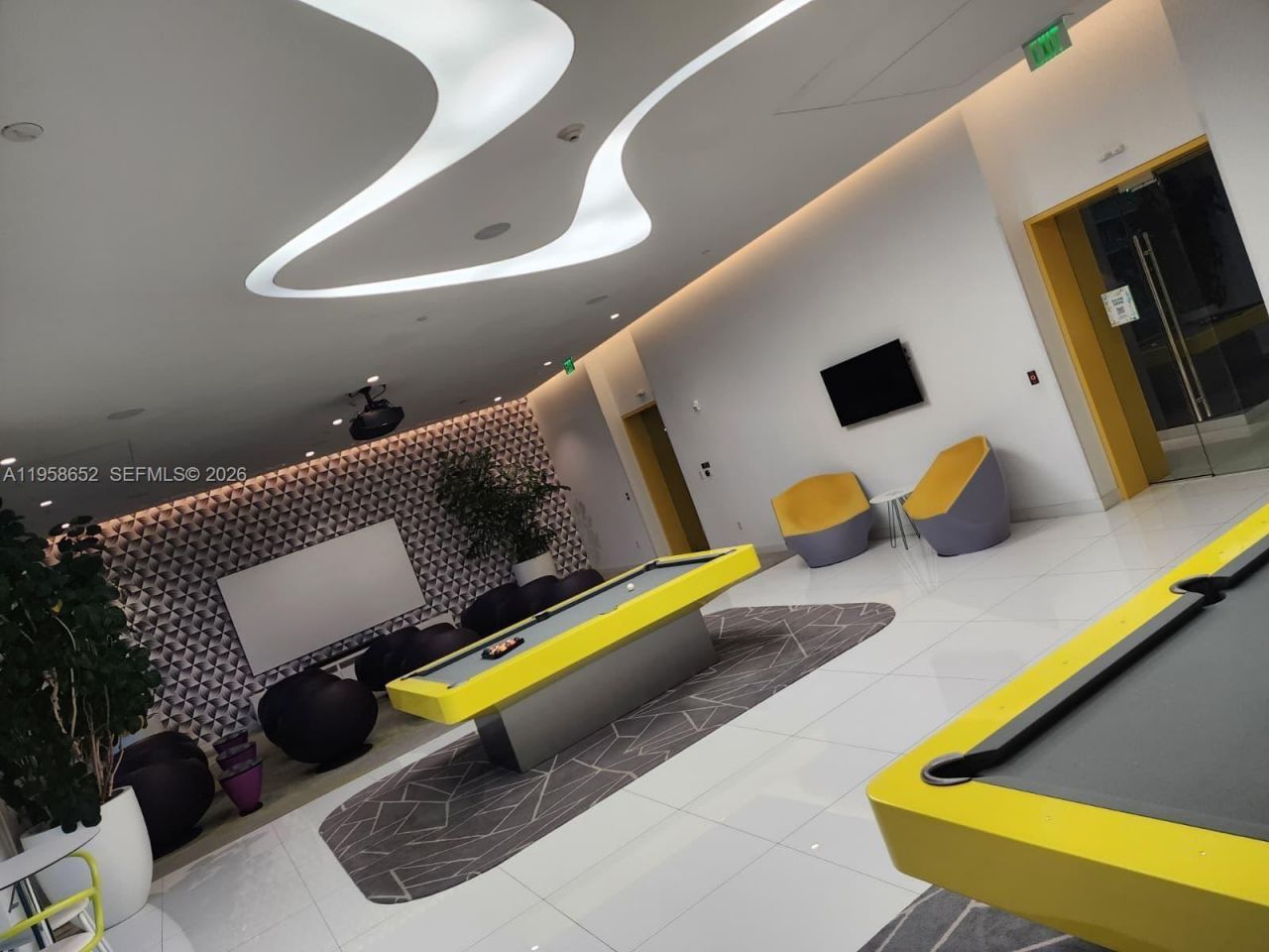 501 NE 31st St , Unit 2401, Miami, FL 33137 Photo