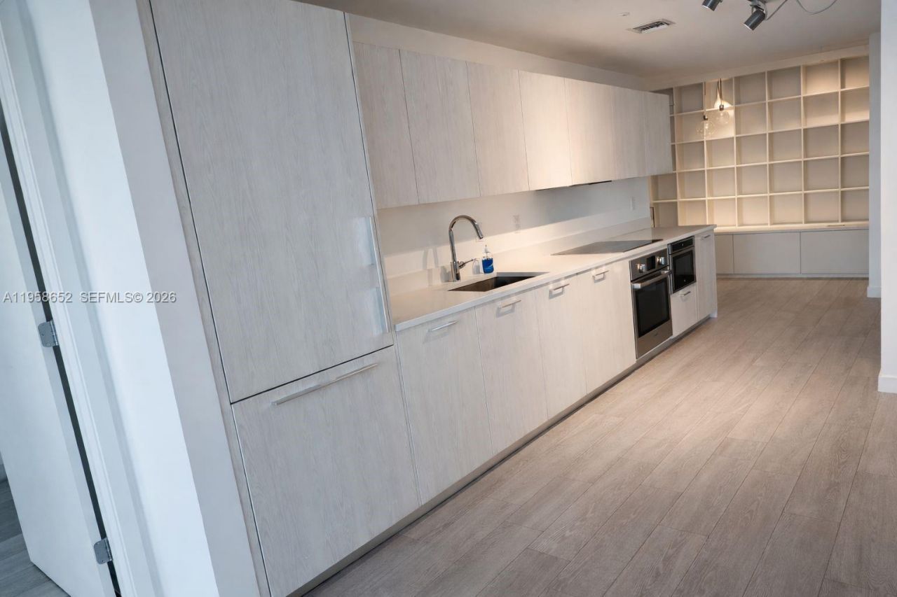 501 NE 31st St , Unit 2401, Miami, FL 33137 Photo