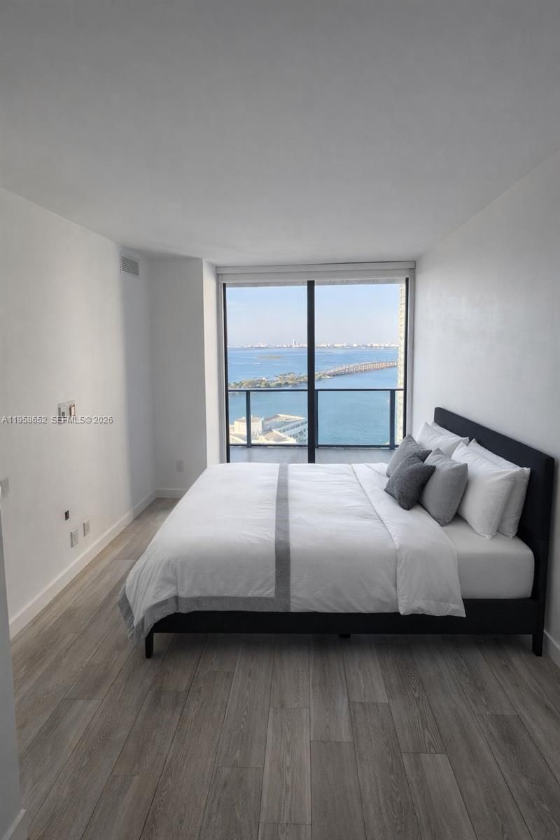 501 NE 31st St , Unit 2401, Miami, FL 33137 Photo