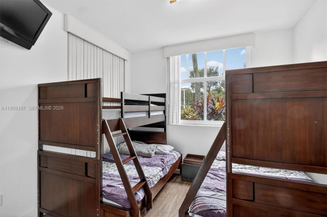 9725 NW 52nd St, Unit 103, Doral, FL 33178 Photo