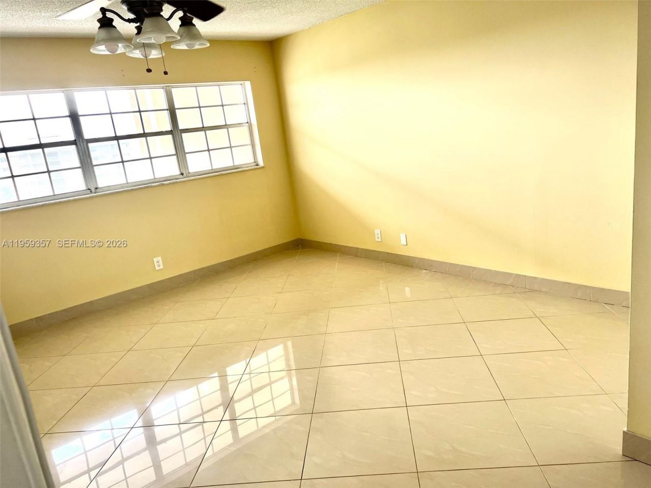 2940 N Course Dr, Unit 910, Pompano Beach, FL 33069 Photo