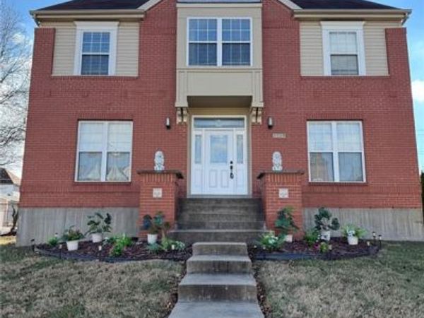 3120 Saint Vincent Avenue, St Louis, MO 63104