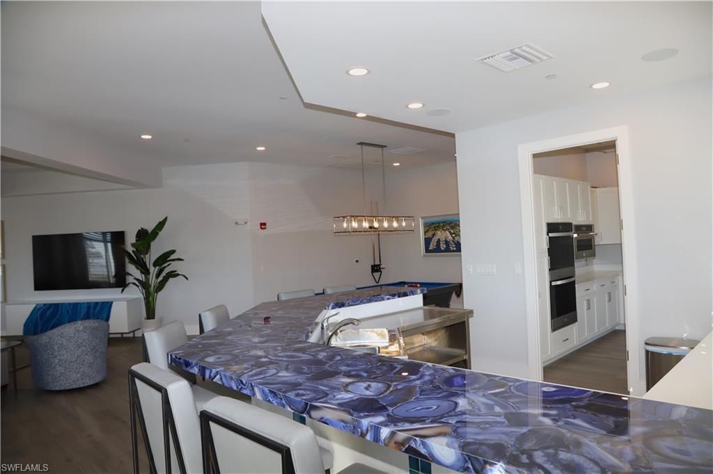 909 10th St S, Unit 41, Naples, FL 34102 Photo