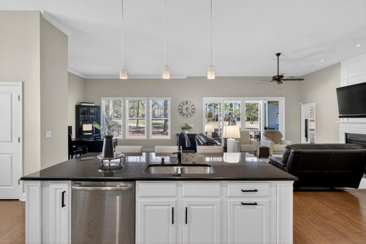 408 Kilarney Road Photo 16