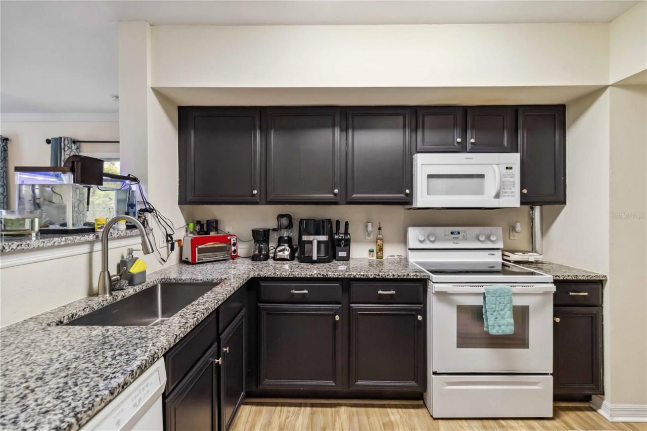 1000 Villagio Circle, Unit 105, Sarasota, FL 34237 Photo