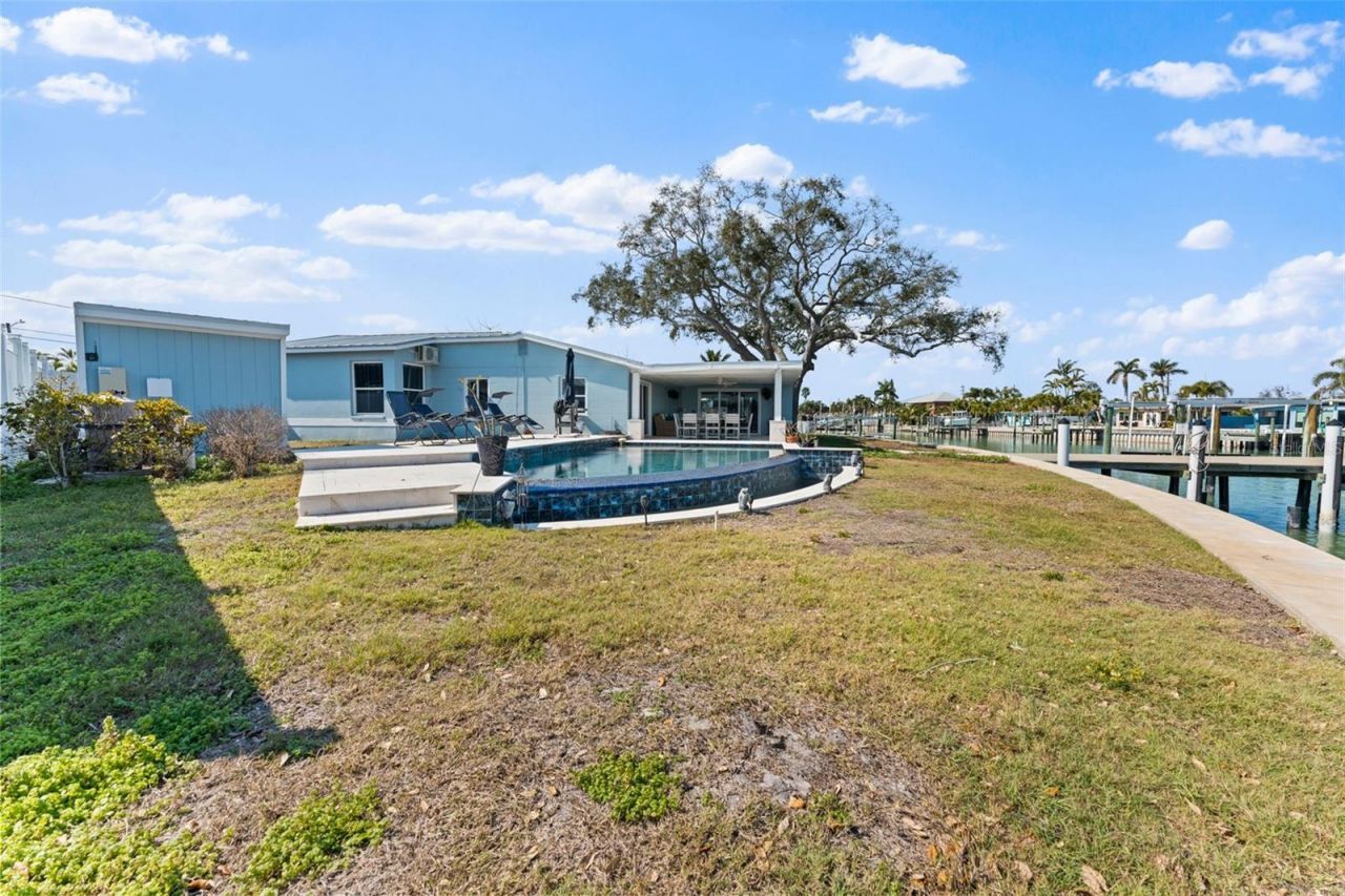 7811 1st Avenue S, Saint Petersburg, FL 33707 Photo