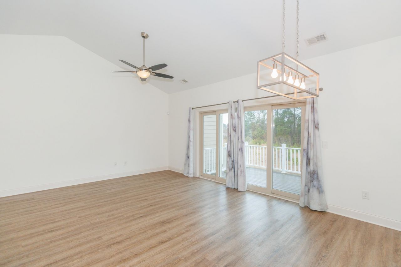 105 Villa Mar Dr. Photo 8