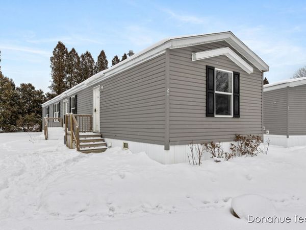 1800 W Main, Unit 50, Lowell, MI 49331