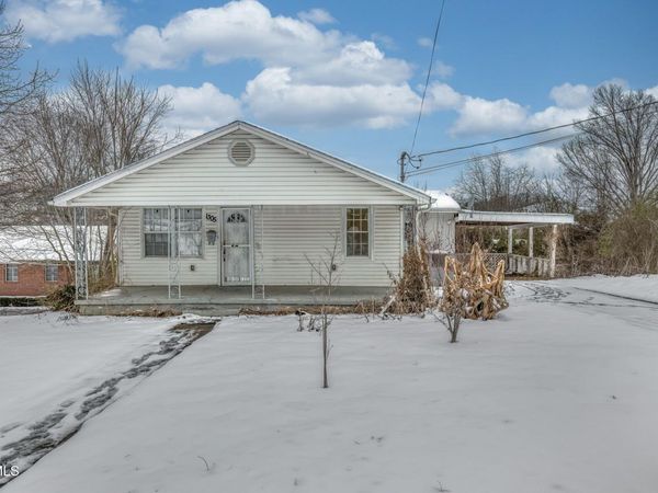 1305 Saint Louis Street, Johnson City, TN 37601
