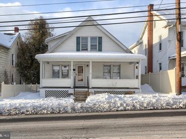 425 E WALNUT STREET, LEWISTOWN, PA 17044
