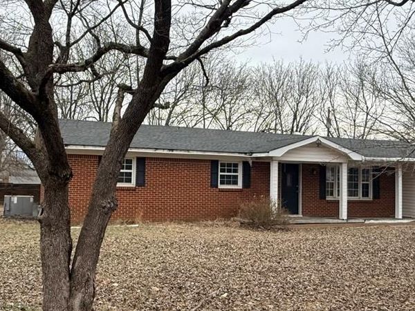 761 Iris St, Cookeville, TN 38501