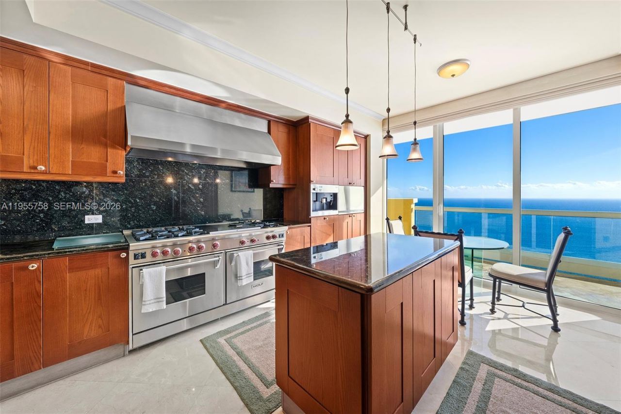 17875 Collins Ave, Unit 4103, Sunny Isles Beach, FL 33160 Photo